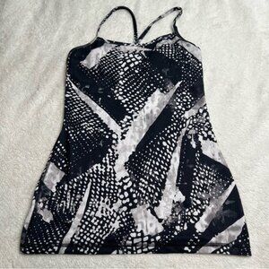 Lululemon Flow Y‎ Tank